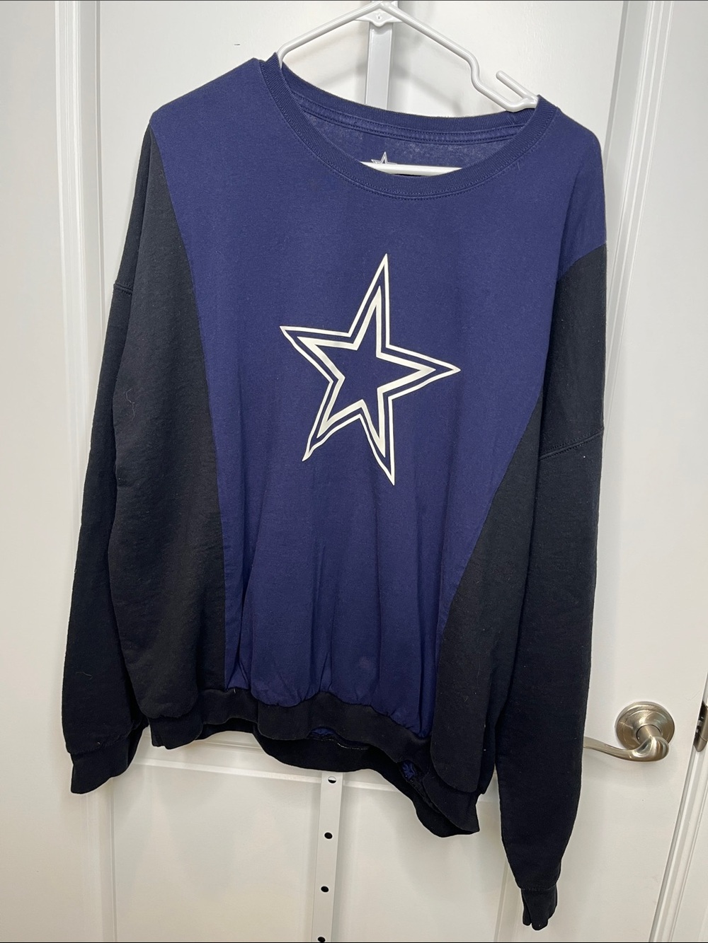 Upcycled Dallas Cowboys Elliott One-of-a-Kind Men’s Pullover OSFM Unisex
